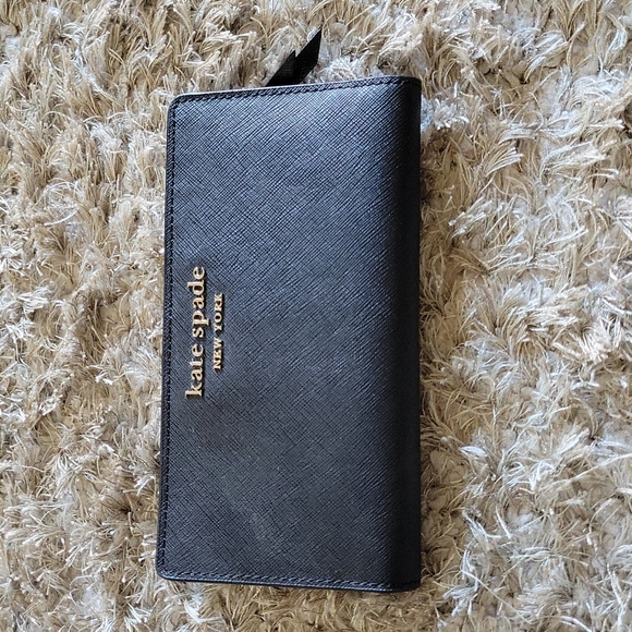 kate spade Handbags - Kate Spade Wallet